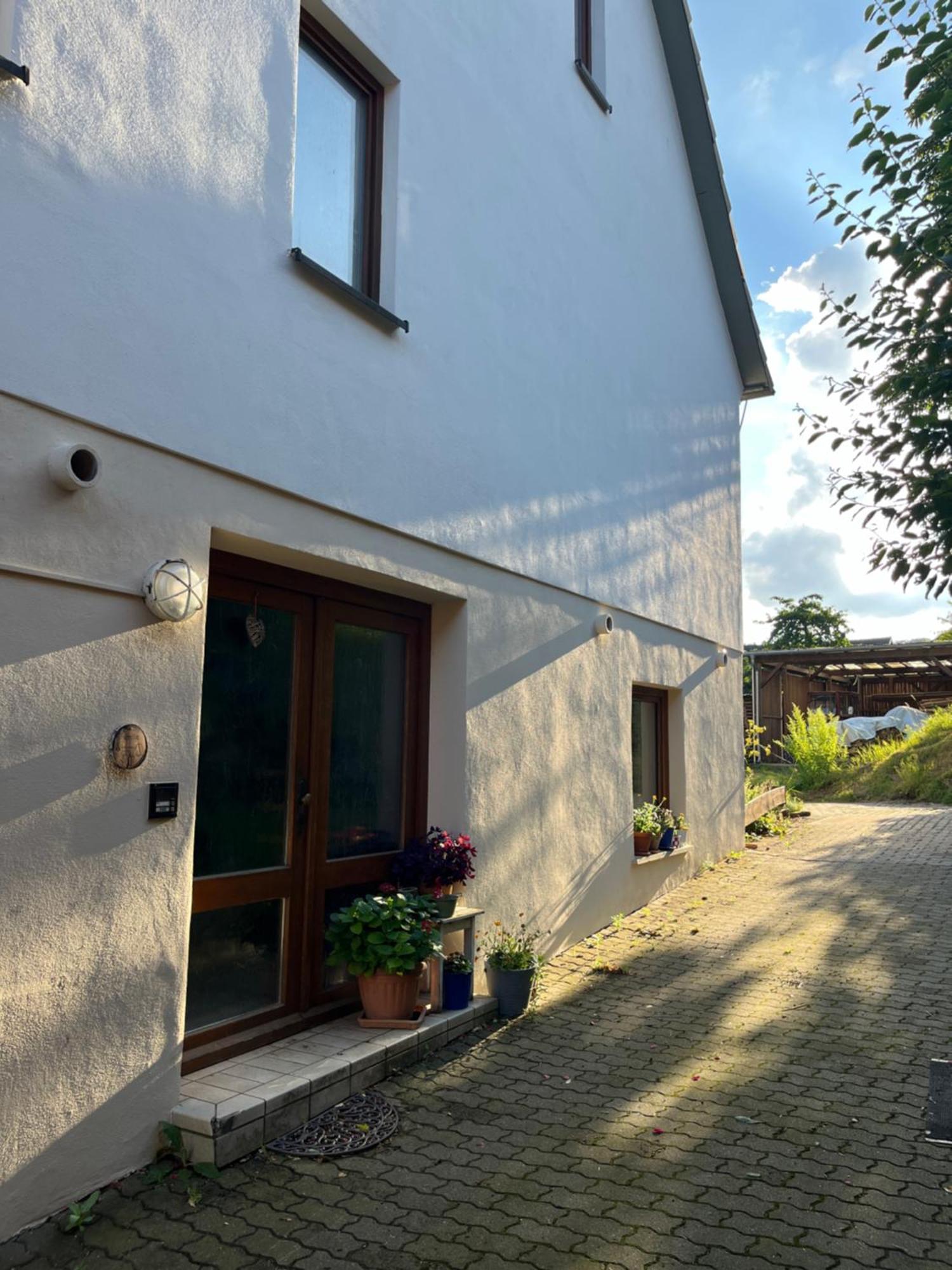 Kleine Bauernhof-Wohnung Im Stadtbusbereich Coburg Exterior foto